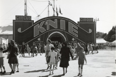 1948_Hauptfassade_01
