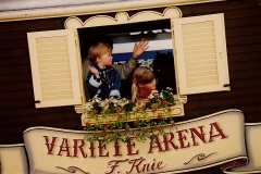 Jubi-Umzug-1994_Varietewagen